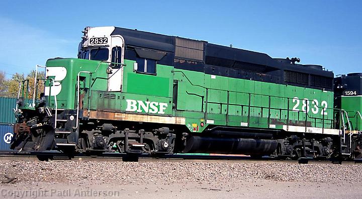 BNSF 2832 GP39V.jpg